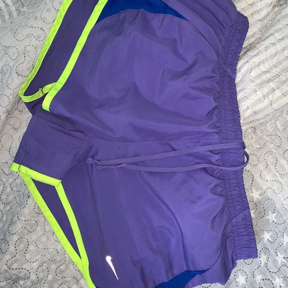 BUNDLE ~ 2 NIKE SHORTS - Picture 2 of 4